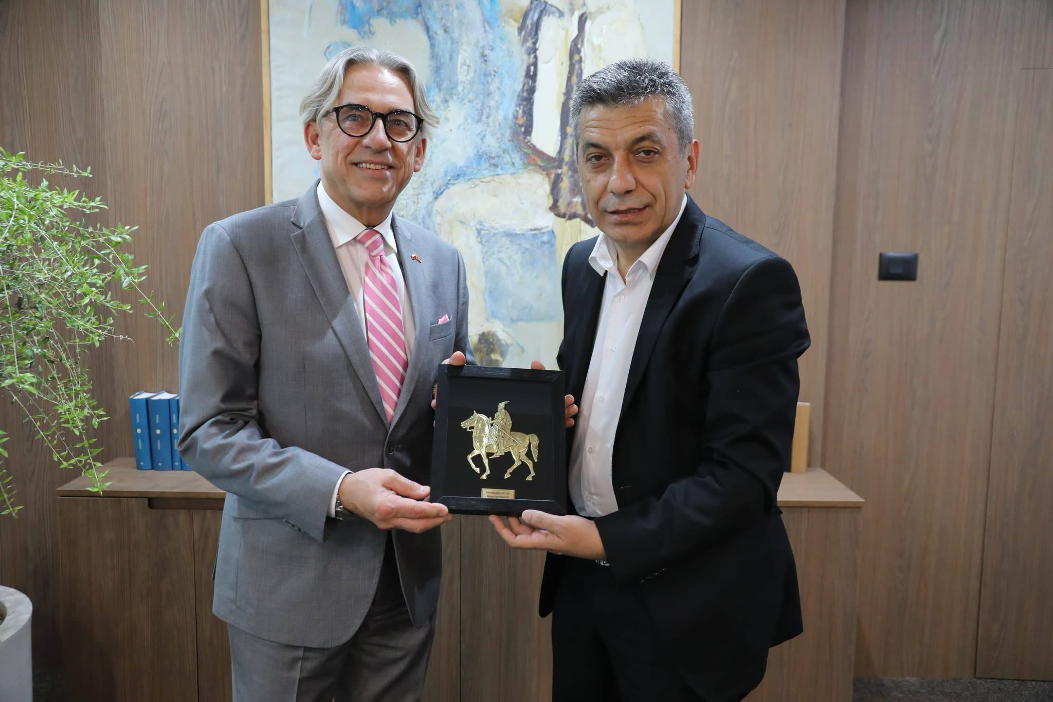 Mexhiti priti Ambasadorin e Polonisë  Mariusz Brymora  Kontributi i Adolf Ciborowskit mbetet pjesë e identitetit të Shkupit