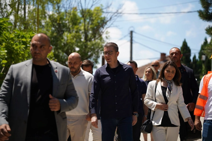 (VIDEO) Mickoski: Aktualisht po rifillojnë tre projekte gazifikimi