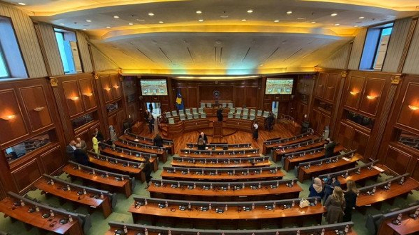 Pikëpyetje për votat e LDK së për presidentin  dyshime në unitetin e deputetëve