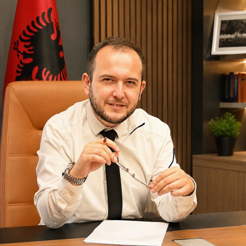 Dhjetë Vjet nga nata që ndryshoi historinë