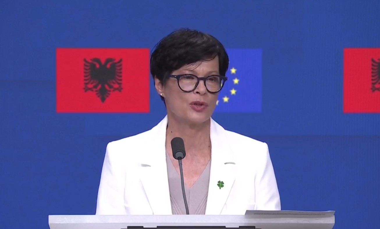  Qeveria të dëgjojë qytetarët   Marta Kos  Kemi rënë dakord të shfuqizohen amendamentet e ligjit të 2024 për zonat e mbrojtura dhe investimet strategjike