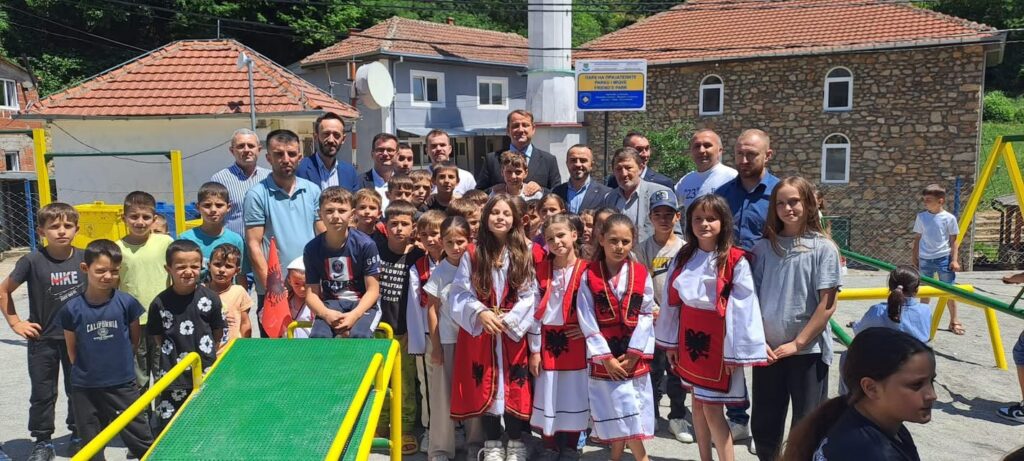 Kosova dhuron kënd lojërash për nxënësit e Jabollçishtës së Poshtme në Komunën e Çashkës
