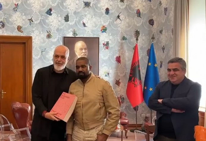 Thellohet skandali  4 2 mln eurot që iu paguan Kanye West u morën nga  Fondi Rezervë  i Arsimit dhe Bujqësisë 