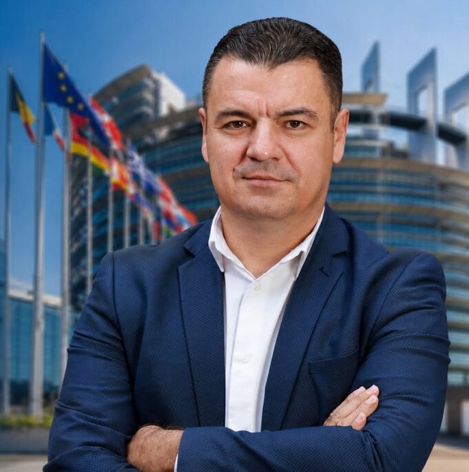 velkovski-populli-kerkon-uje-te-paster-ndersa-pushteti-ngre-gota