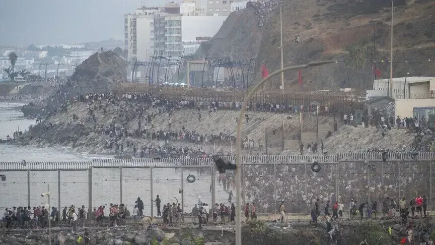 Spanja mbyll pikëkalimin kufitar Melilla me Marokun pas tentativës për hyrje masive