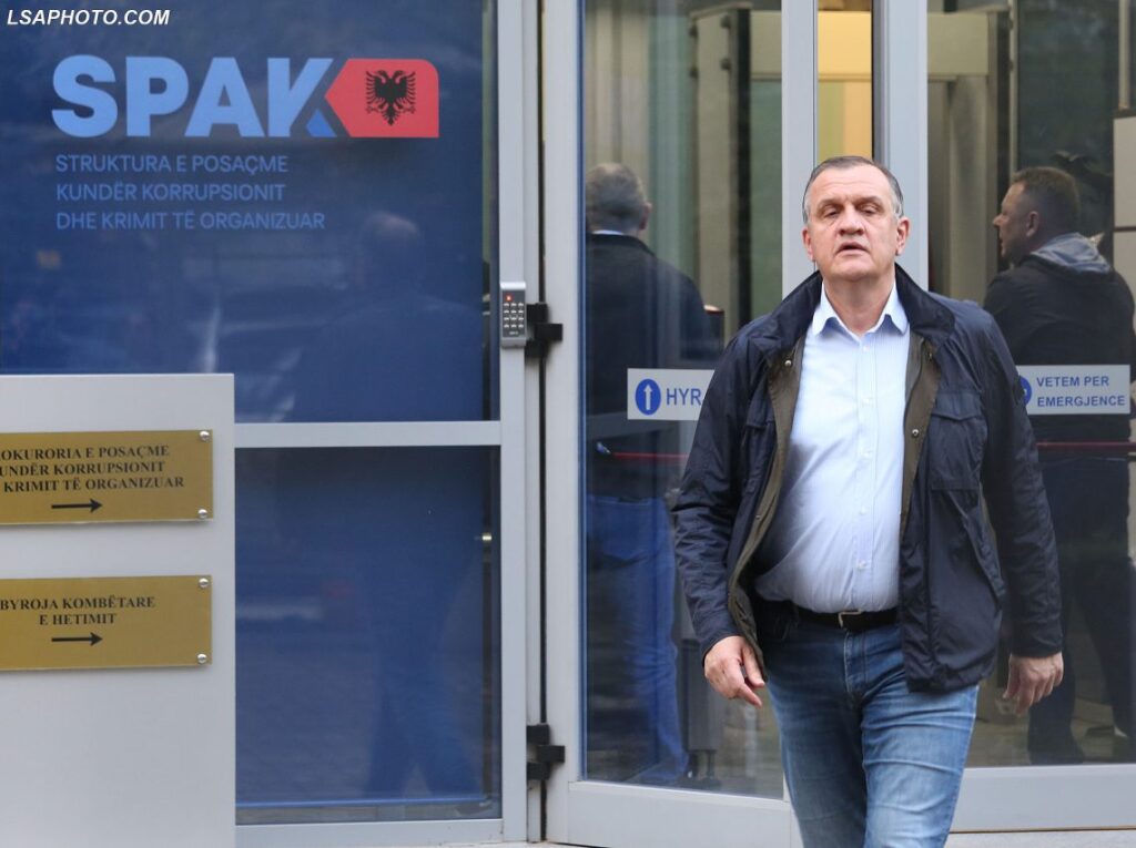 Qëndroi 2 vite në qeli/ Lirohet Ilir Beqaj, ish-ministri i Shëndetësisë do të qëndrojë në arrest shtëpie