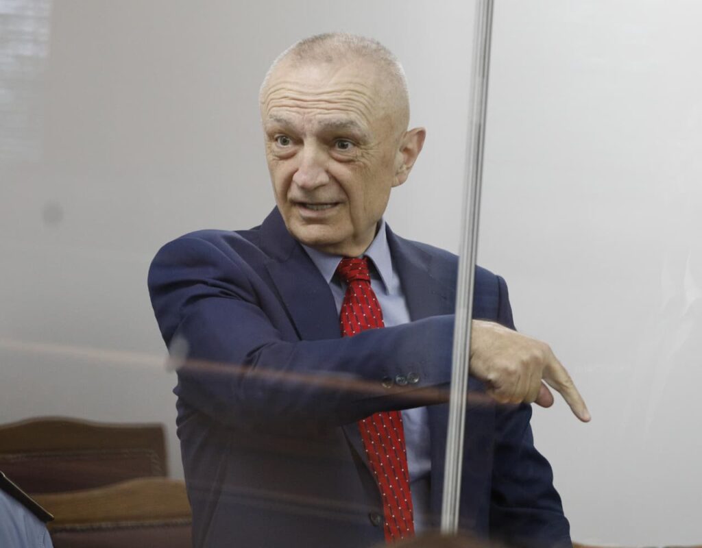 Meta kundërshton mbylljen e hetimeve për punonjësit e burgut 313, kërkon në gjykatë rifillimin e çështjes