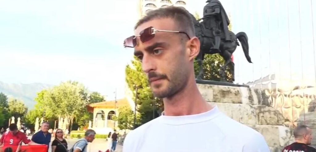 “Jemi munduar të mos lejojmë dhunën”- Flet iniciatori i marshimeve: Ardhja e mërgimtarëve do i japë hov protestës! Kemi marrë kërcënime
