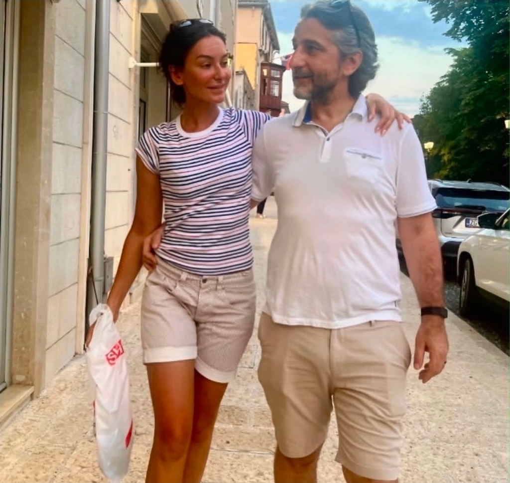 Larg politikës dhe zhurmës së Prishtinës  Përparim Rama arratiset në pushime me familjen  FOTO 