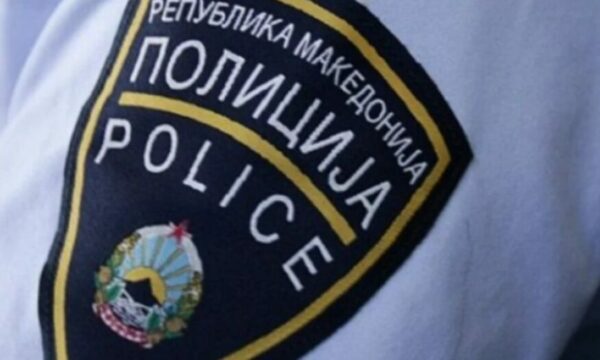 Polici i trafikut përfundon në paraburgim, arkëtonte gjobat dhe i mbante paratë për vete