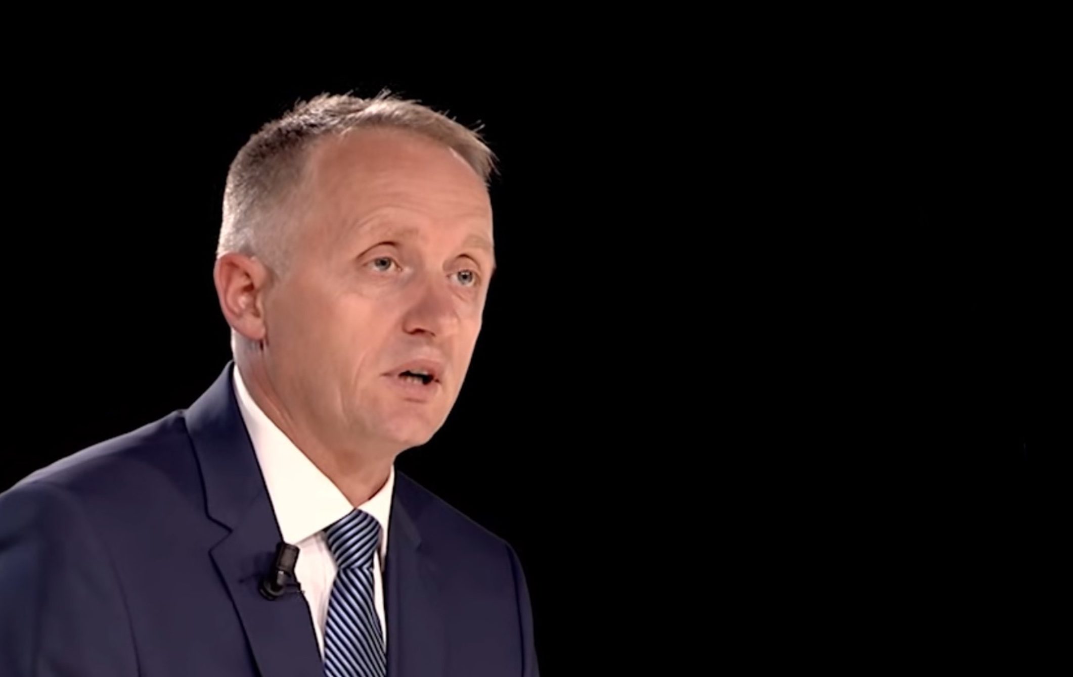 Ironia  Lutfi Dervishi  Mos u shqetësoni për arbitrazhin me Pacollin  gjoba do të paguhet në euro