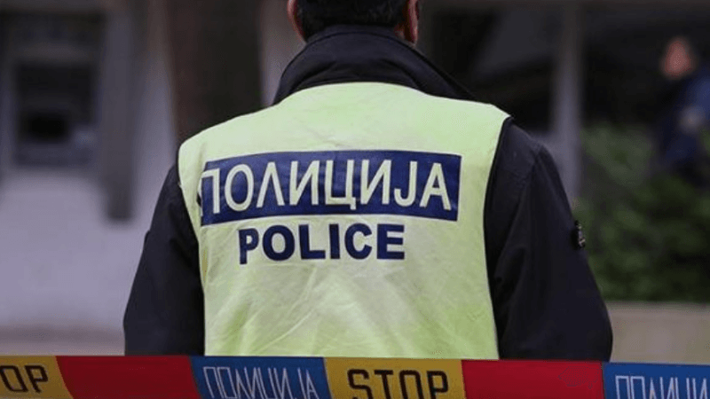 Tetovë: 42-vjeçarja nga Shtipi dyshohet se vodhi para nga kuleta në parking