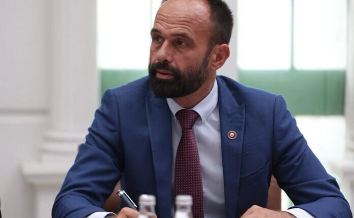 Shasivari  Pavarësia na bashkon  drejtësia na barazon  Evropa është e ardhmja jonë