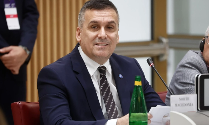 Hoxha  Për ujërat na duhen zgjidhje të përbashkëta  investime dhe bashkëpunim i fortë rajonal