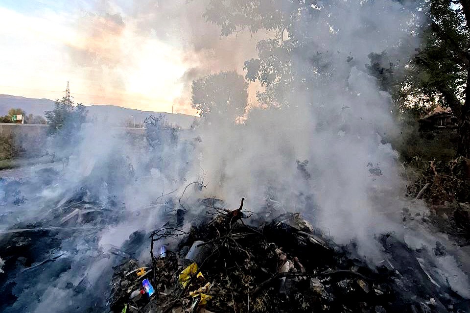Prokuroria e Ohrit kërkoi paraburgim për tre të dyshuarit që dogjën kabllo pranë deponisë  Bukovë 