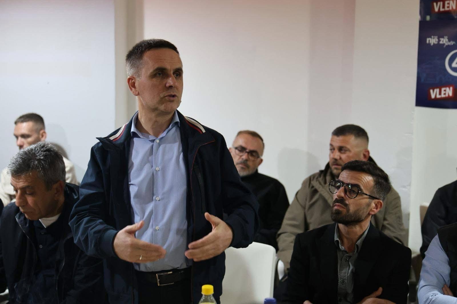 Kasami dhe Mexhiti vizitojnë shtabin e Jakup Huseinit në Çellopek  Edhe 7 ditë deri te ndryshimi