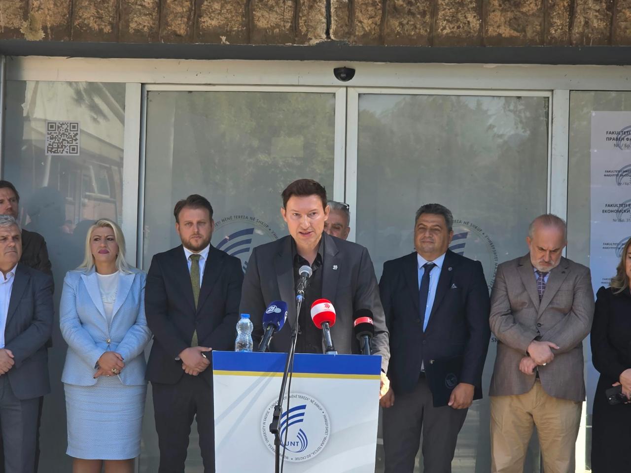 Ambasadori Meidani studentëve të Universitetit  Nënë Tereza   Një e drejtë ka vlerë vetëm kur mund të ushtrohet e plotë