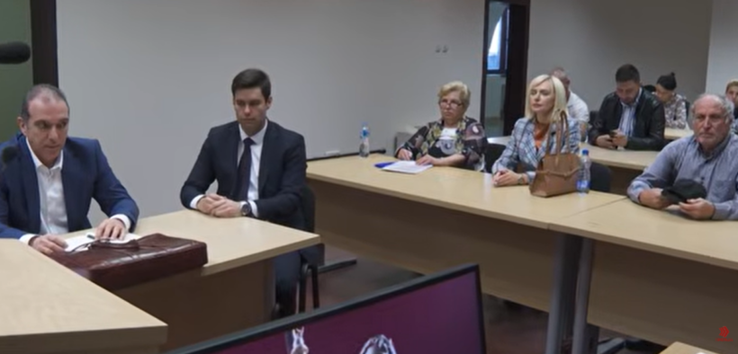  VIDEO  Nëna e gjykatësit Ristov  350 mijë eurot janë të miat  i kam fituar nga specat