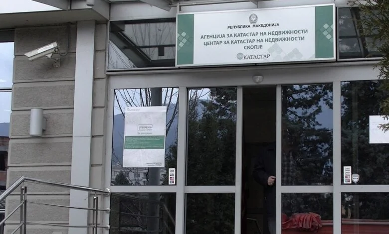 Lehtësohen procedurat për privatizimin e tokave nën objekt