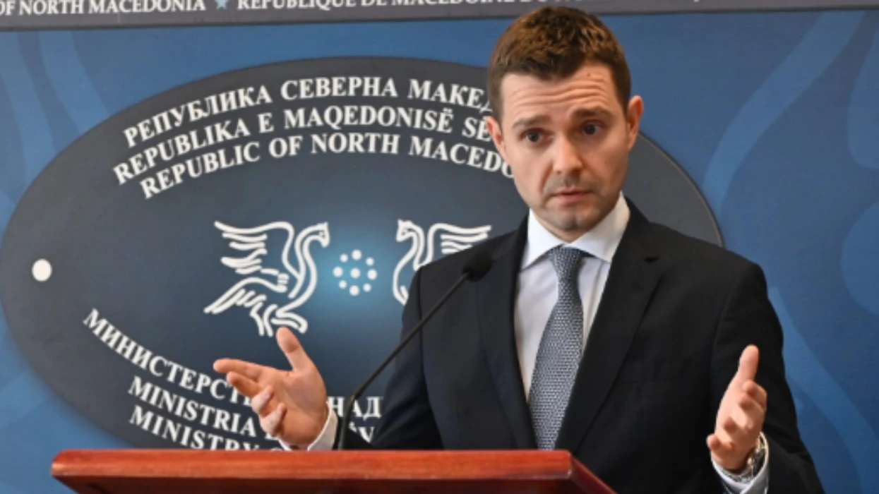 Mucunski ka kërkuar takim me ministren bullgare të Punëve të Jashtme  Petrova Çamova