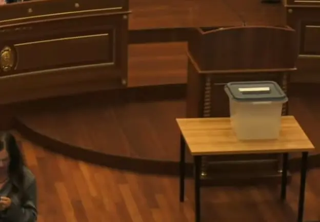Kuvendi i Kosovës në pritje të votës për Presidentin  Justina Shiroka Pula në fokus