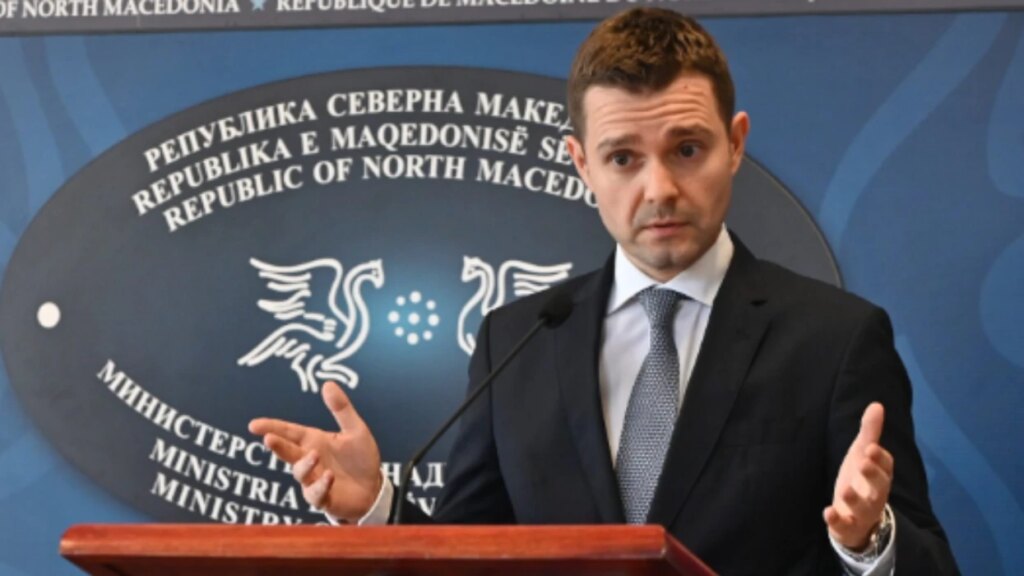 Mucunski ka kërkuar takim me ministren bullgare të Punëve të Jashtme, Petrova-Çamova