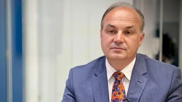 Enver Hoxhaj  Ligji për Specialen  një gabim që duhet rregulluar