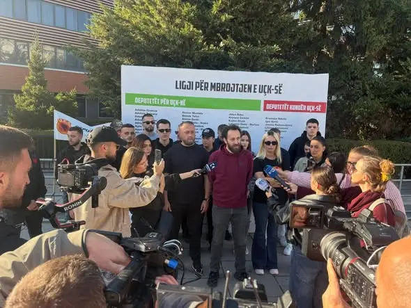 Thirrje për veprim  Deputetët e Kosovës ftohen për një seancë të jashtëzakonshme mbi Ligjin për Specialen