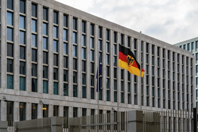 Arrestohet ish kreu i Shërbimit Federal Gjerman  August Hanning  Dyshohet për spiunazh dhe rrjedhje sekretesh shtetërore