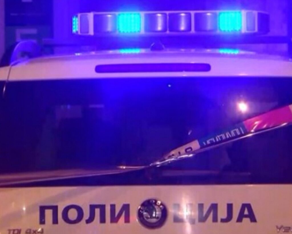 Arrestohet 18-vjeçari në Kumanovë, në shtëpi i gjenden kallashnikov