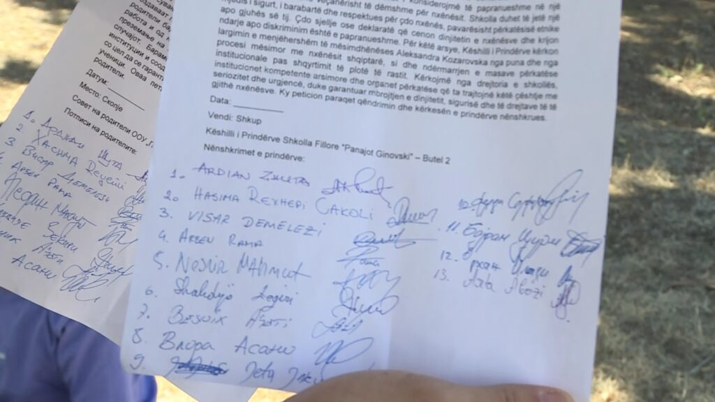 Prindërit në Butel denoncojnë: Mësuesja Kozareska fyen shqiptarët, të largohet