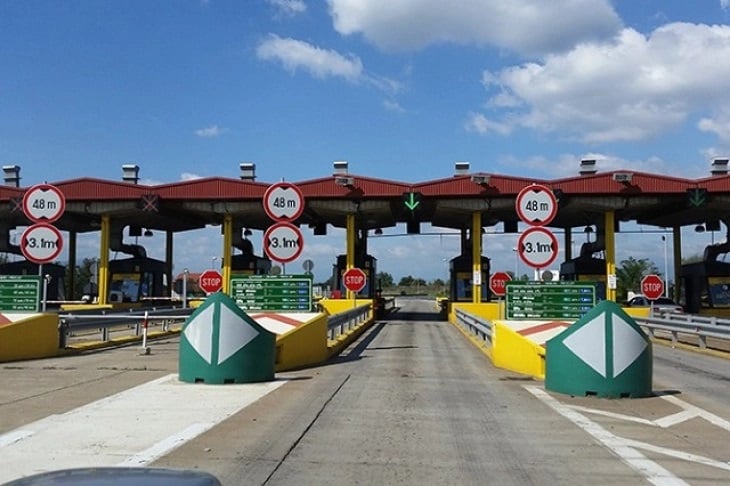 Fund dilemave për vinjetat tek “Patarinat”: Shoferët mund të paguajnë autostradën për çdo kilometër!