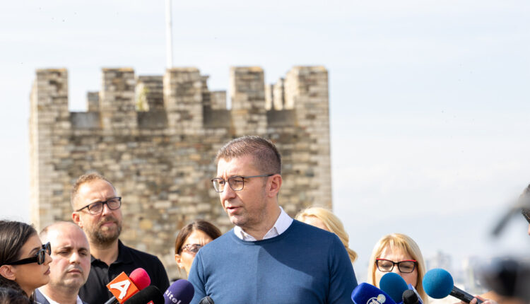 Mickoski  Kalaja e Shkupit po merr pamje dhe funksionalitet të ri  do ta shndërrojmë në një atraksion turistik të nivelit të lartë